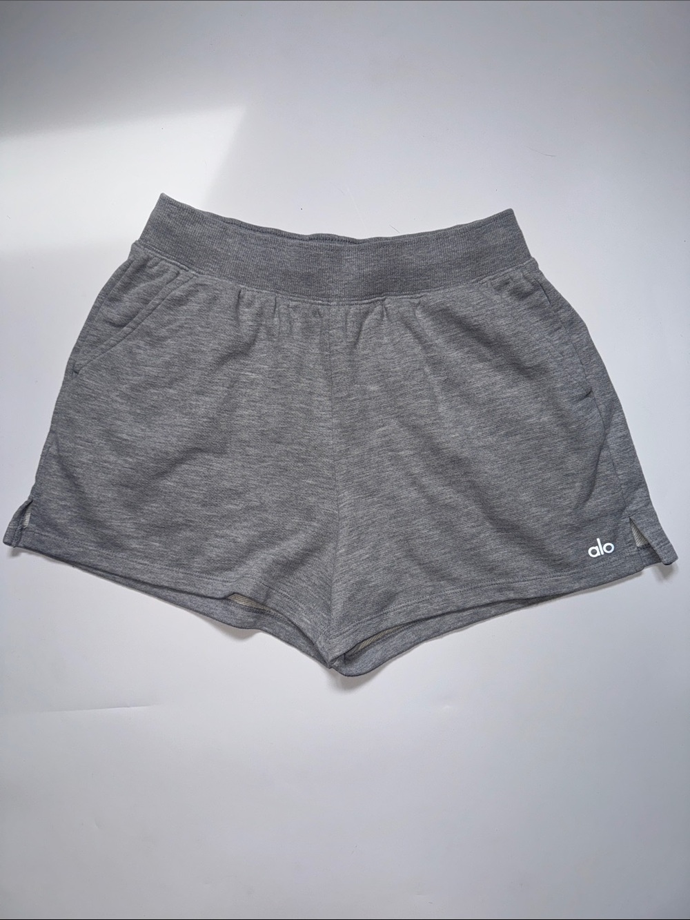 ALO Yoga Heather Gray Athletic Lounge Shorts